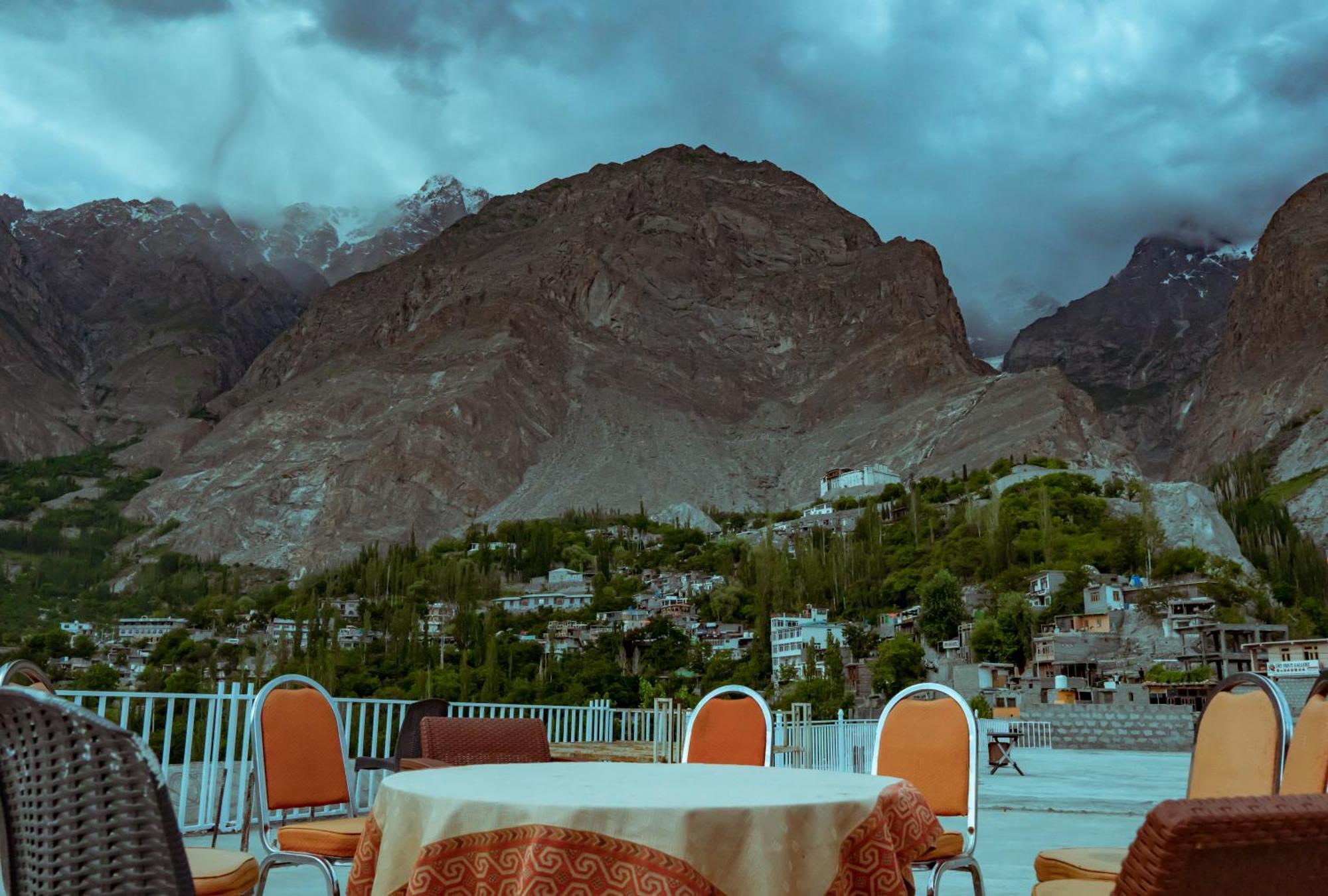 Hilltop Hotel, Hunza Karimabad  Exteriér fotografie