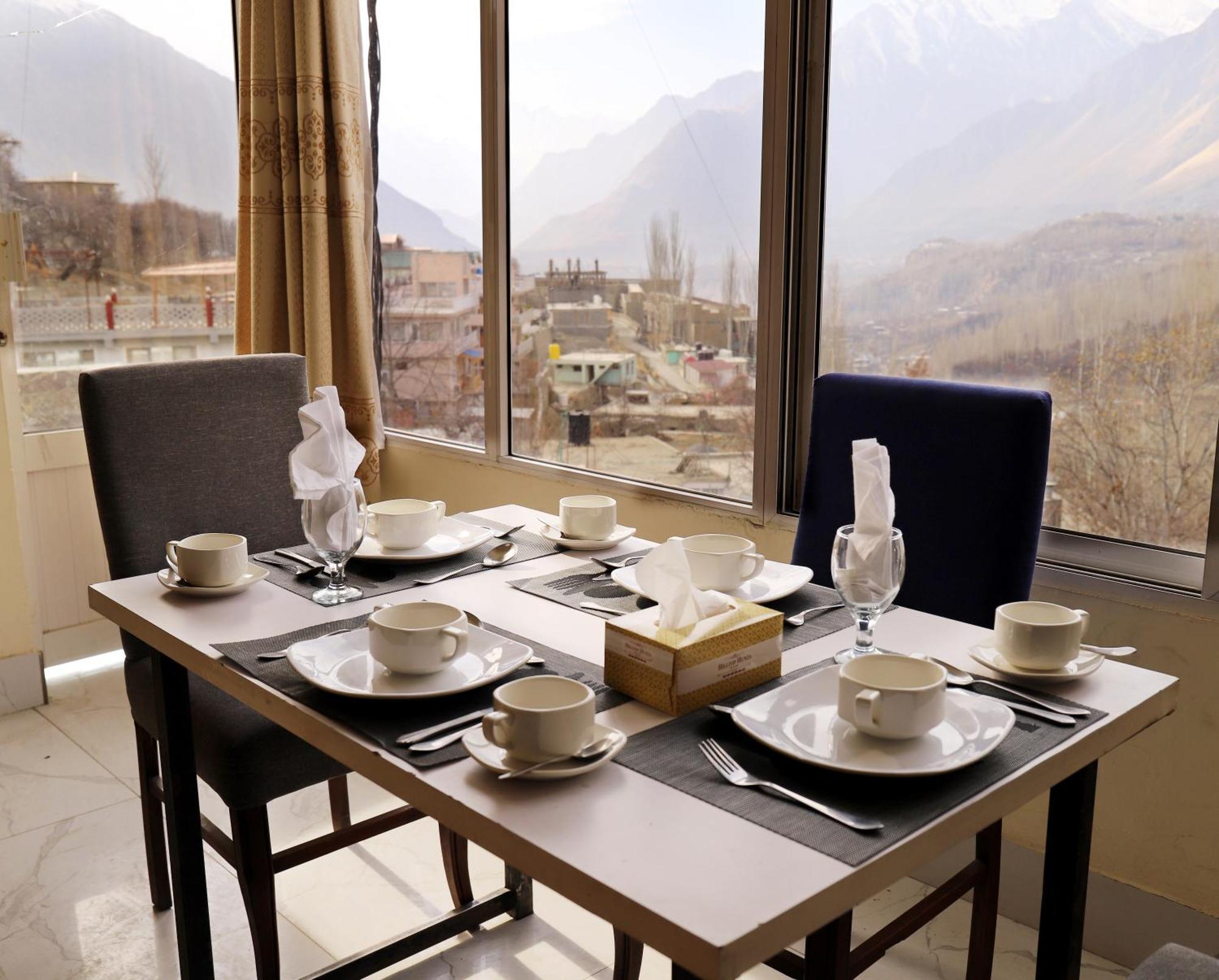 Hilltop Hotel, Hunza Karimabad  Exteriér fotografie